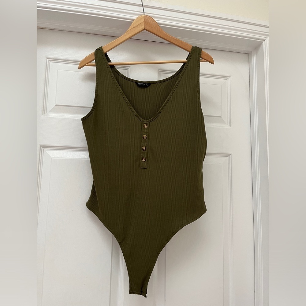 Shein curve bodysuit size 1XL